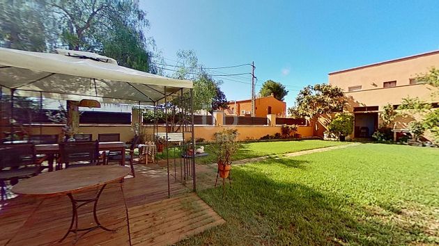 Foto 2 de Casa en venda a Banyeres del Penedès de 6 habitacions amb terrassa i jardí