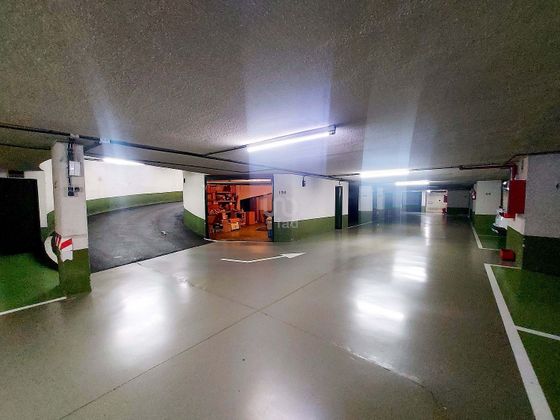 Foto 2 de Venta de garaje en plaza José Maria Sert de 36 m²