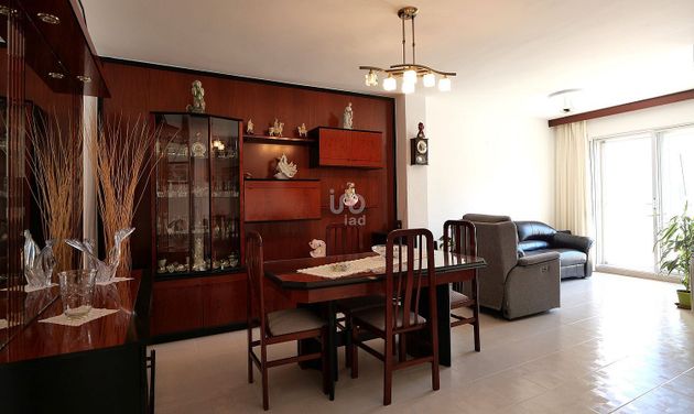 Foto 2 de Casa en venda a calle Menéndez Pelayo de 4 habitacions amb terrassa i aire acondicionat