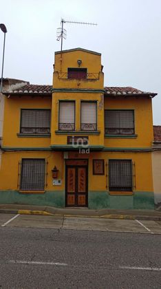 Foto 2 de Casa en venta en Bañeza (La) de 4 habitaciones y 120 m²