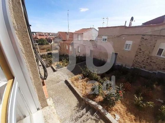 Foto 2 de Casa en venda a Bañeza (La) de 3 habitacions i 177 m²