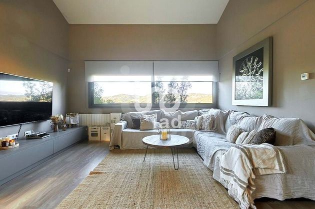 Foto 2 de Casa en venta en Cervelló de 4 habitaciones con terraza y calefacción