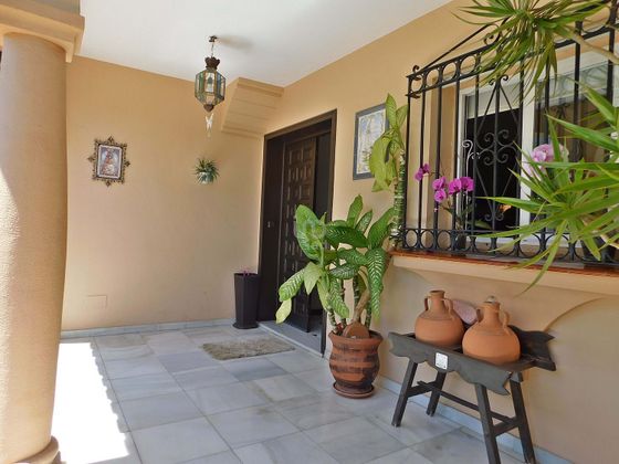 Foto 2 de Casa en venda a Casco Antiguo de 4 habitacions amb terrassa i piscina