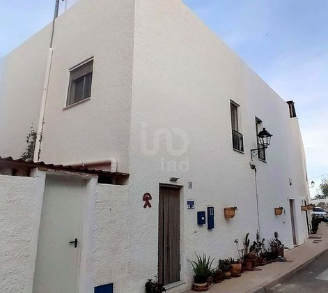 Foto 1 de Casa en venda a Lucainena de las Torres de 3 habitacions amb terrassa i jardí