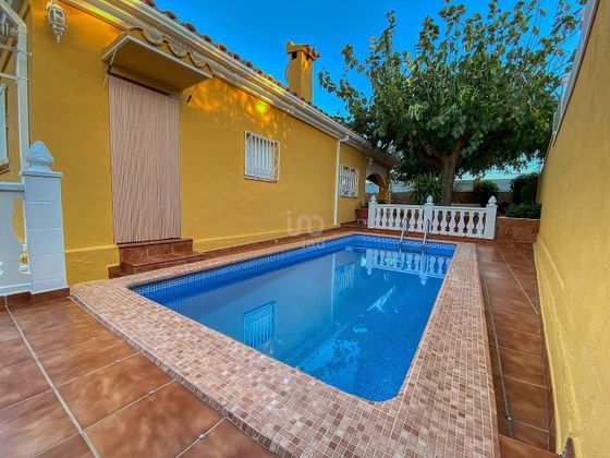 Foto 2 de Casa en venda a Onda de 2 habitacions amb terrassa i piscina