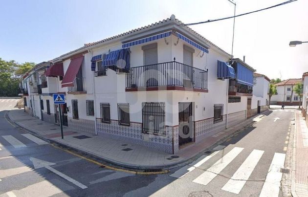 Foto 1 de Casa en venda a calle Semilleros de 3 habitacions amb terrassa