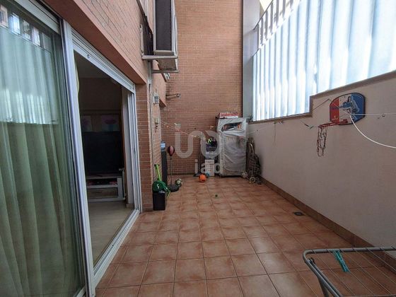 Foto 1 de Pis en venda a Montigalà -Sant Crist de 3 habitacions amb terrassa i aire acondicionat