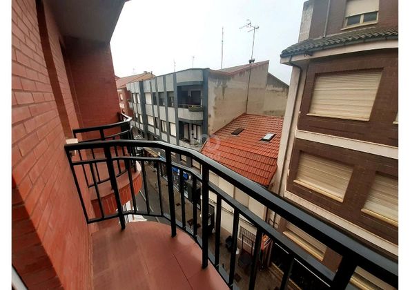 Foto 1 de Pis en venda a Bañeza (La) de 4 habitacions amb terrassa i ascensor