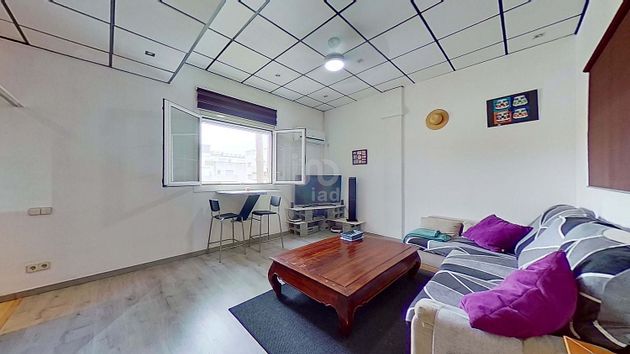 Foto 1 de Pis en venda a calle De Guillem Muntanyans de 2 habitacions i 74 m²