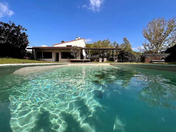 Foto 1 de Casa en venda a Cabrera de Mar de 4 habitacions amb terrassa i piscina