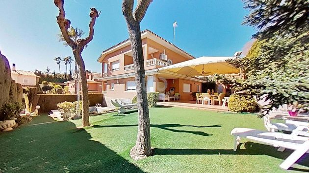 Foto 2 de Casa en venda a Castellvell del Camp de 5 habitacions amb terrassa i piscina