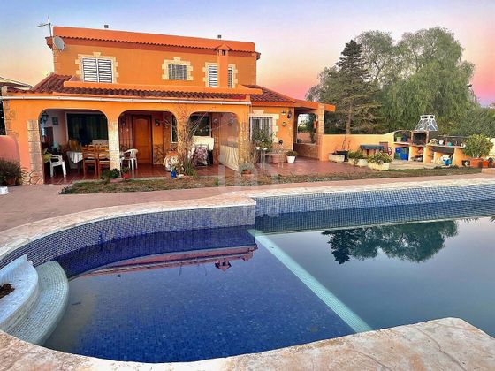 Foto 1 de Casa en venta en Casco Urbano de 7 habitaciones con terraza y piscina