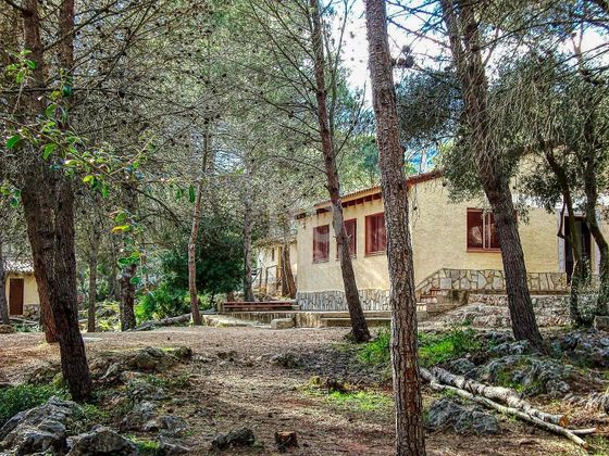 Foto 1 de Casa en venda a Vall de Gallinera de 7 habitacions amb terrassa i piscina