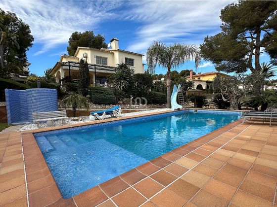 Foto 1 de Casa en venda a Residencial de 6 habitacions amb terrassa i piscina