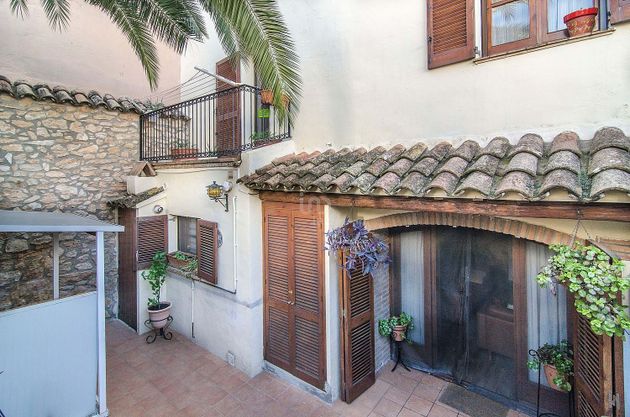 Foto 2 de Casa en venda a Sant Pere de Ribes Centro de 4 habitacions amb terrassa i jardí