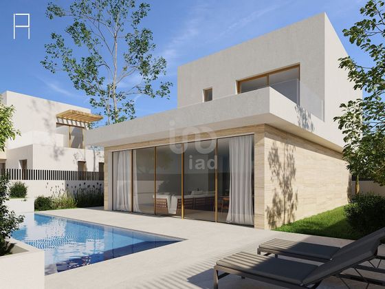 Foto 1 de Casa en venta en calle Hortes del Molí de 3 habitaciones con terraza y piscina