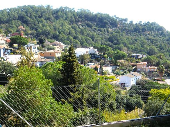 Foto 1 de Casa en venda a calle Pedraforca de 2 habitacions amb terrassa i jardí