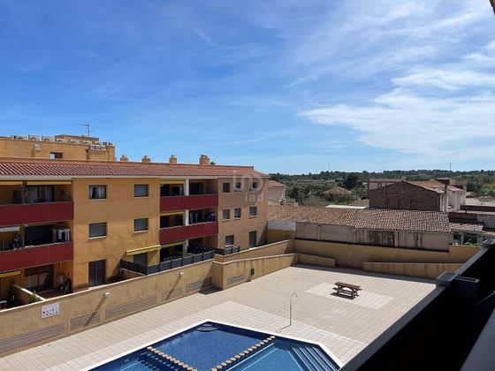 Foto 1 de Piso en venta en calle De Cristòfor Colom de 2 habitaciones con terraza y piscina