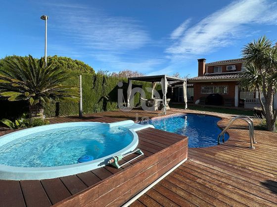 Foto 1 de Casa en venta en Calafell Poble de 4 habitaciones con terraza y piscina