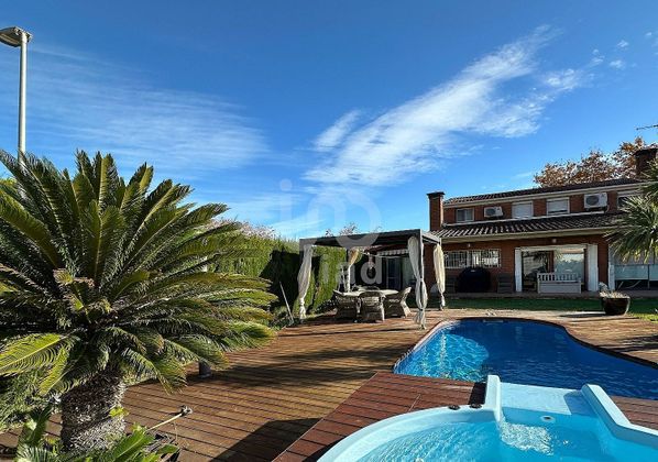 Foto 2 de Casa en venta en Calafell Poble de 4 habitaciones con terraza y piscina