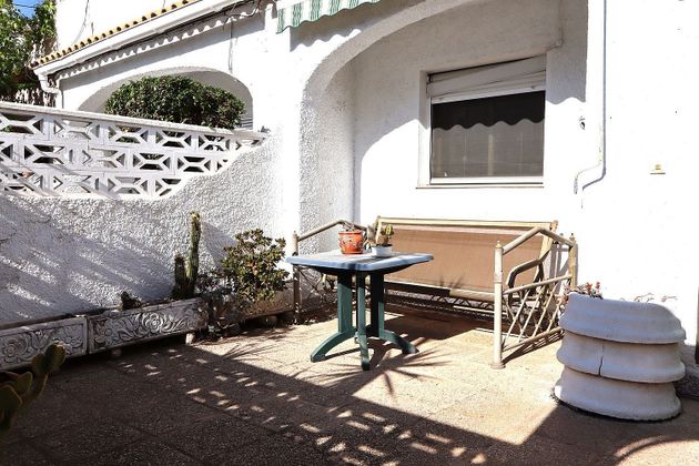Foto 2 de Casa en venda a Benidoleig de 3 habitacions amb terrassa