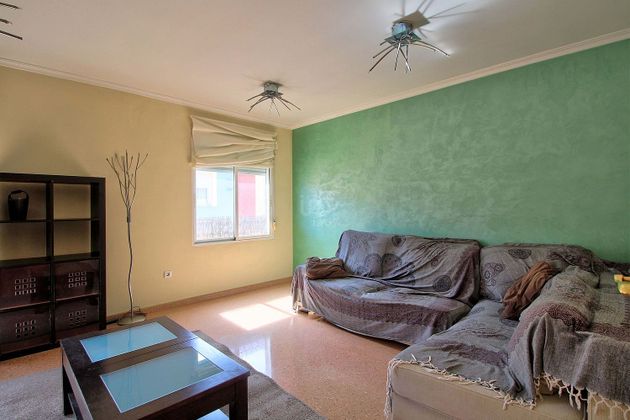 Foto 2 de Piso en venta en Benidoleig de 3 habitaciones con terraza y garaje