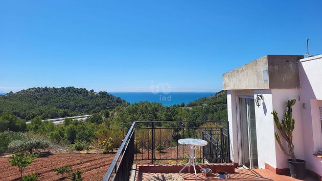 Foto 1 de Casa en venda a Les Platgetes - Torre Bellver - La Renegà de 4 habitacions amb terrassa i piscina