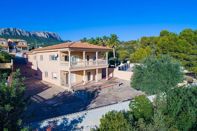 Foto 1 de Xalet en venda a Zona Pueblo de 5 habitacions amb terrassa i garatge