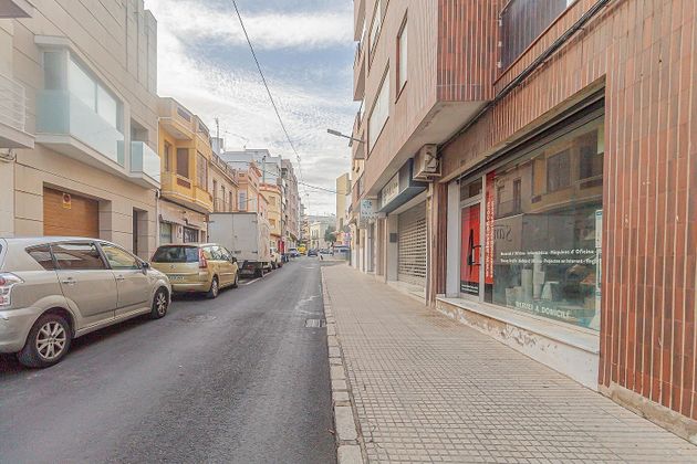Foto 1 de Local en venda a calle Sant Rafael de 137 m²