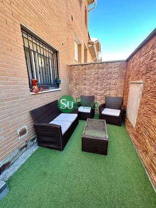 Foto 2 de Venta de casa adosada en calle Sierra Cazorla de 4 habitaciones con garaje y aire acondicionado