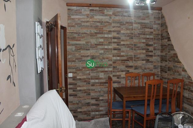 Foto 2 de Pis en venda a avenida Rufino Rubio de 3 habitacions amb terrassa i mobles