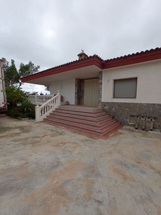 Foto 2 de Xalet en venda a Bonalba-Cotoveta de 5 habitacions amb terrassa i garatge