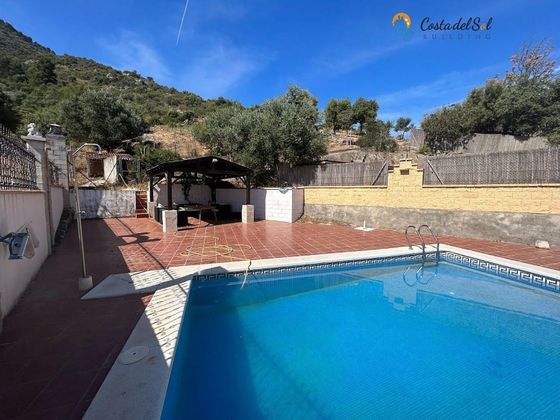 Foto 2 de Casa en venda a Manantiales - Lagar - Cortijo de 6 habitacions amb terrassa i piscina