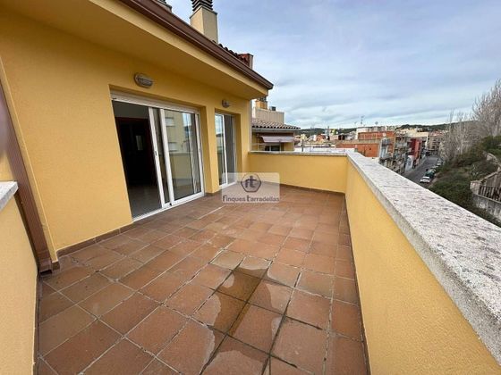 Foto 1 de Venta de piso en Mont Ferrant - Sant Joan de 4 habitaciones con terraza y balcón