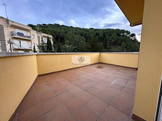 Foto 2 de Venta de piso en Mont Ferrant - Sant Joan de 4 habitaciones con terraza y balcón