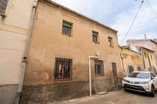 Foto 2 de Casa adosada en venta en calle Vilafranca de 2 habitaciones y 124 m²