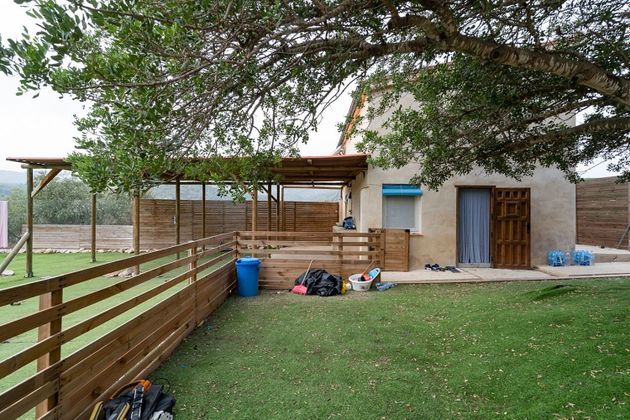 Foto 1 de Casa rural en venda a calle Tivenys de 2 habitacions amb piscina i jardí