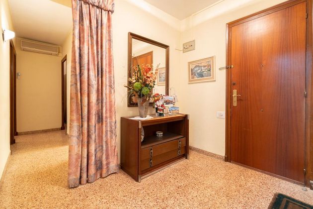 Foto 2 de Pis en venda a calle De Tarragona de 4 habitacions amb terrassa i aire acondicionat