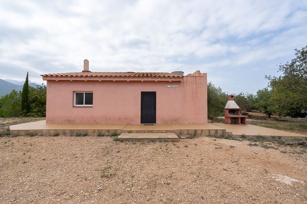 Foto 1 de Casa rural en venta en calle Olles de 1 habitación con terraza
