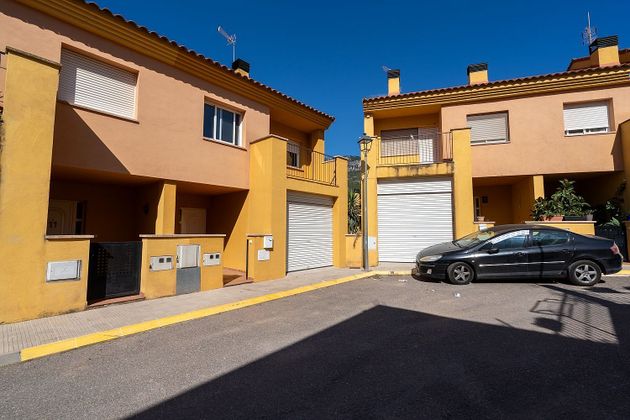 Foto 2 de Casa en venda a calle Santa Julia de 3 habitacions amb terrassa i piscina