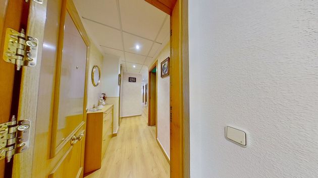 Foto 1 de Pis en venda a Centre - Sant Carles de la Ràpita de 3 habitacions amb terrassa i aire acondicionat