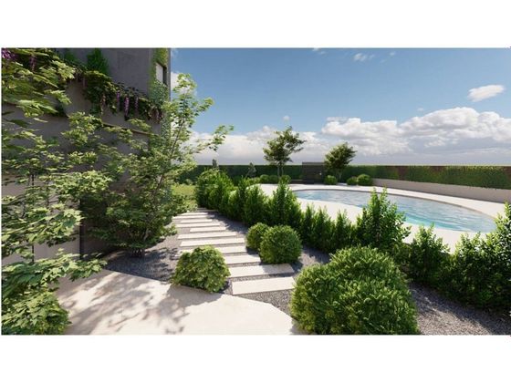 Foto 2 de Casa en venda a avenida De la Osa Mayor de 16 habitacions amb terrassa i piscina
