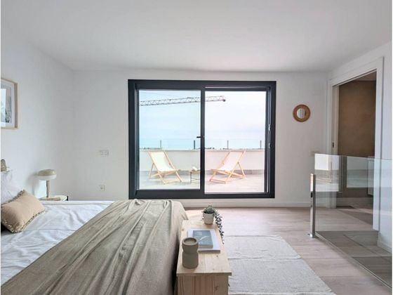 Foto 1 de Àtic en venda a L'Aragai - Prat de Vilanova de 5 habitacions amb terrassa i piscina