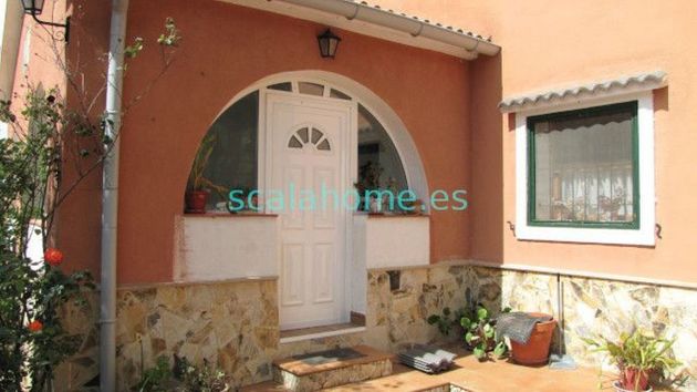 Foto 2 de Xalet en venda a calle Partida Montagut de 4 habitacions amb garatge i jardí