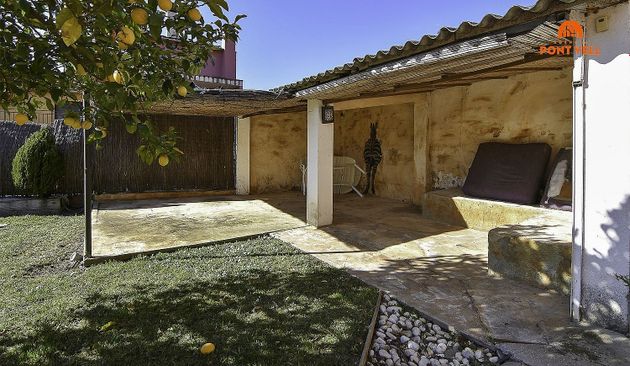 Foto 2 de Casa en venda a Bisbal d´Empordà, La de 6 habitacions amb terrassa i garatge