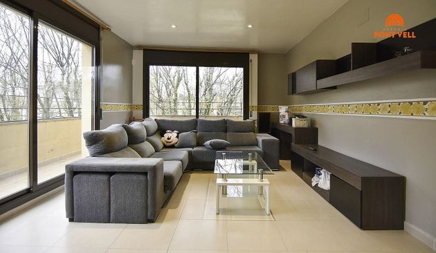 Foto 2 de Dúplex en venda a Bisbal d´Empordà, La de 3 habitacions amb terrassa i garatge