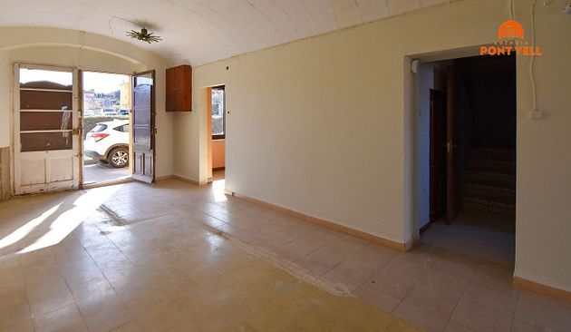 Foto 1 de Venta de casa en Bisbal d´Empordà, La de 5 habitaciones con terraza y balcón