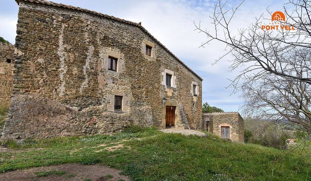 Foto 1 de Casa rural en alquiler en Foixà de 3 habitaciones con terraza y jardín