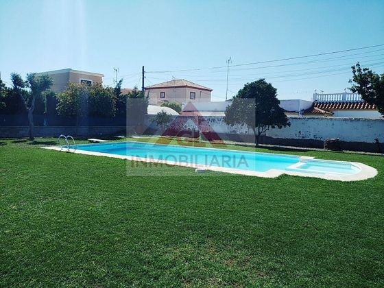 Foto 2 de Xalet en venda a Centro - Norte de 2 habitacions amb terrassa i piscina