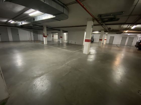 Foto 1 de Garatge en venda a V Centenario-Piletas-Capuchinos de 16 m²